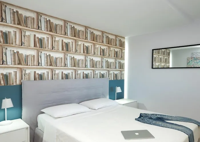 Stefan's Hub * Chania (Crete)